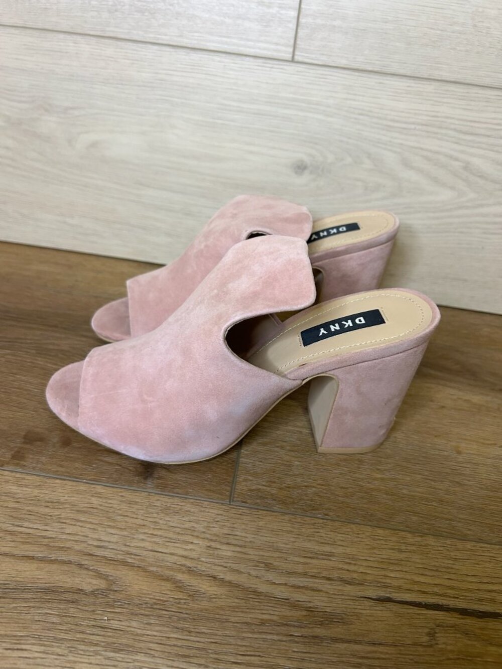 DKNY Slip On Heels Suede Pink 7.5